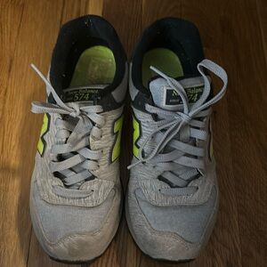 New Balance 574 | Grey & Black | 8